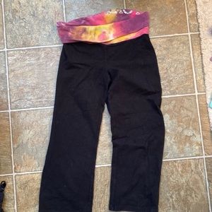 Victoria’s Secret pink capris bundle only 5 for 15$